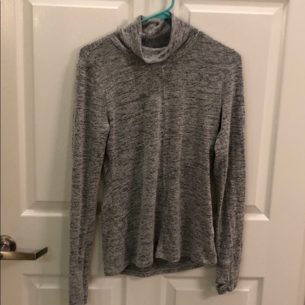 Apana Yoga Keyhole Mock Neck Long Sleeve Top